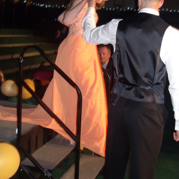 Grad dress - Picture 3 of 5